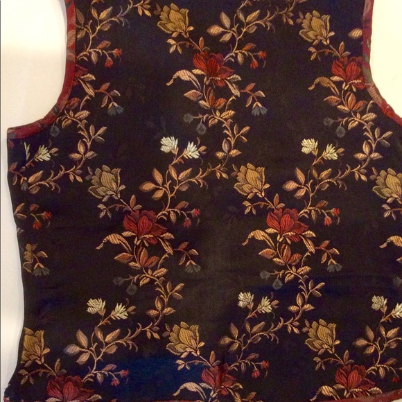 Women’s Jaquard. Vest - Picture 4 of 6